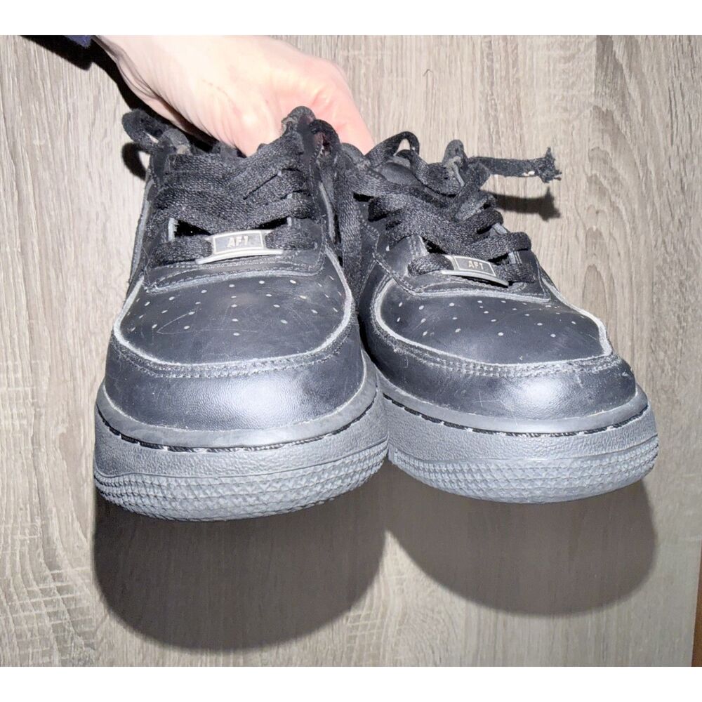 Air Force 1 Low LE Triple Black 2020 6.5 Kid 8 Women 6.5 Men Casual AF1 Sneakers - Picture 3 of 8